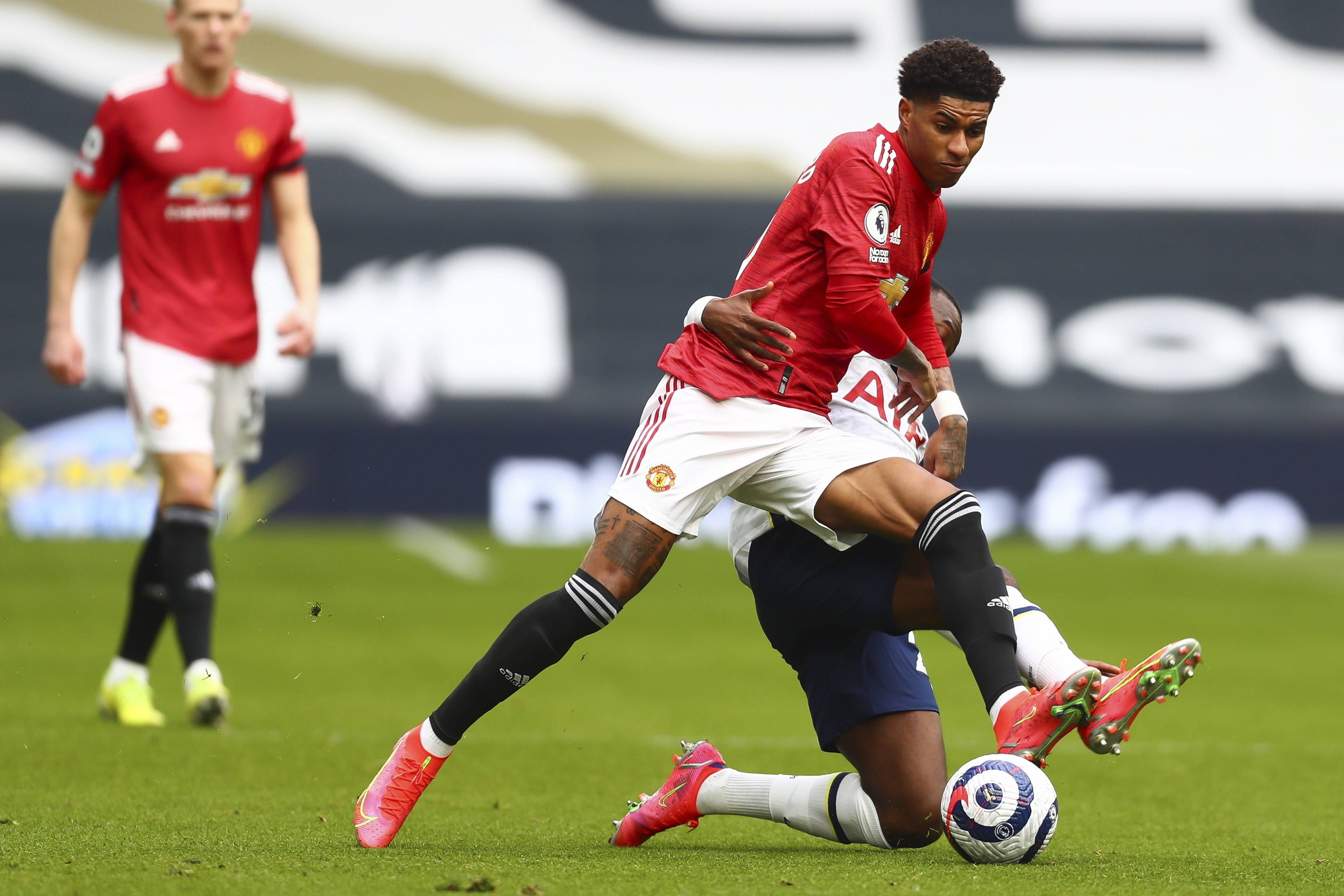 但比利时凭 但比利时凭