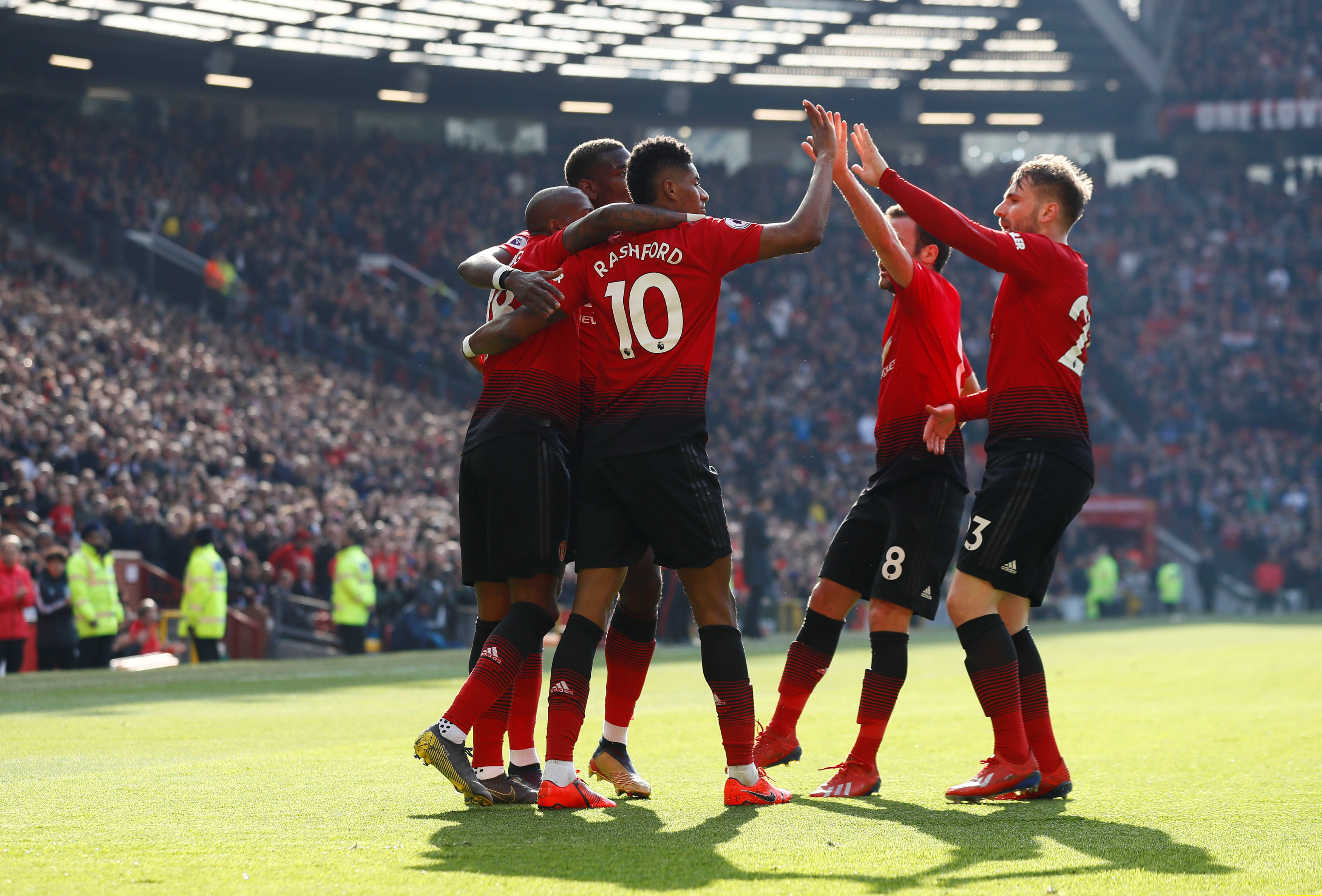 他们不仅专 他们不仅专